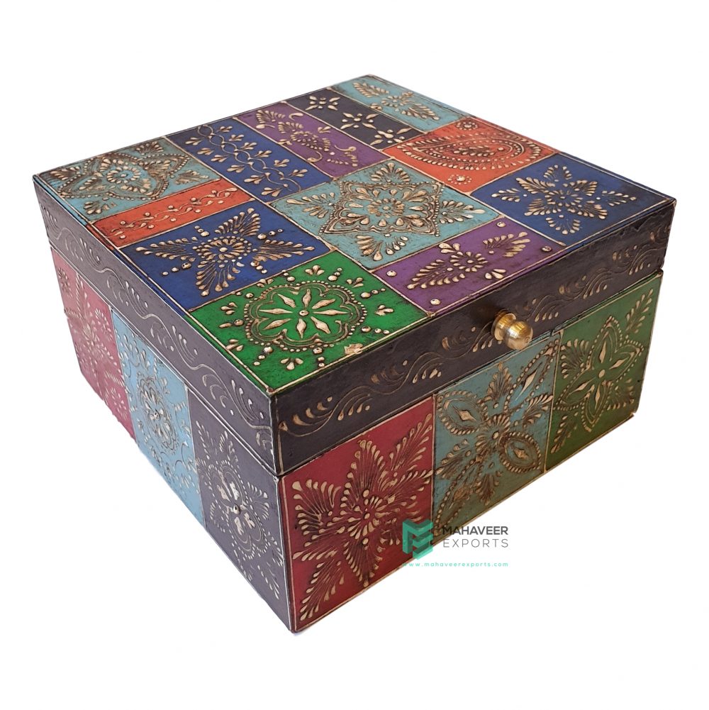 Square Emboss Painted Box